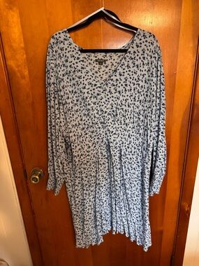 wild fable Blue Floral V-Neck dress